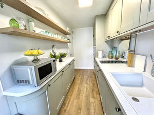 Photo 16- click for photo gallery